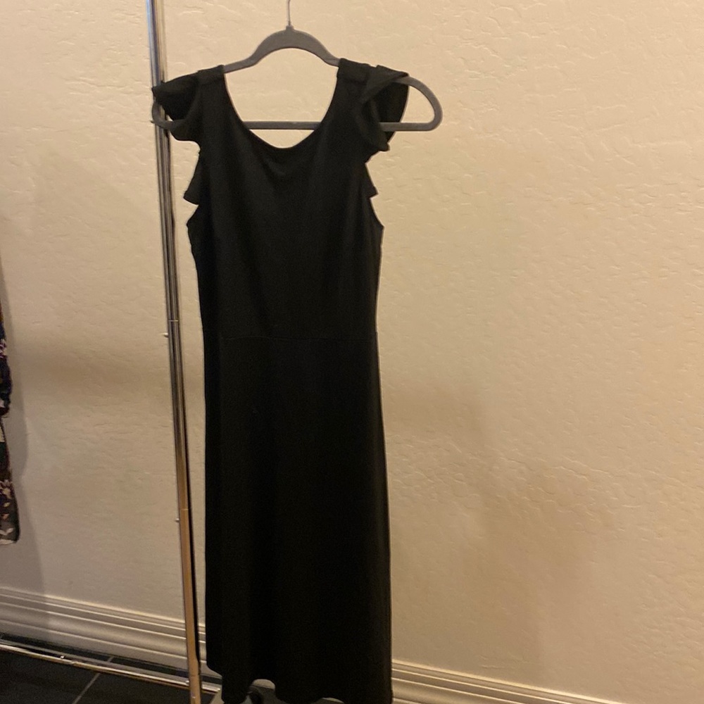 GAP black dress